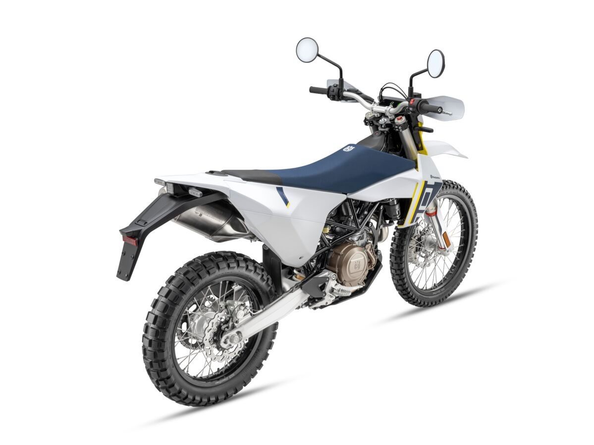 Fahrzeugabbildung Husqvarna 701 Enduro 2026 A2