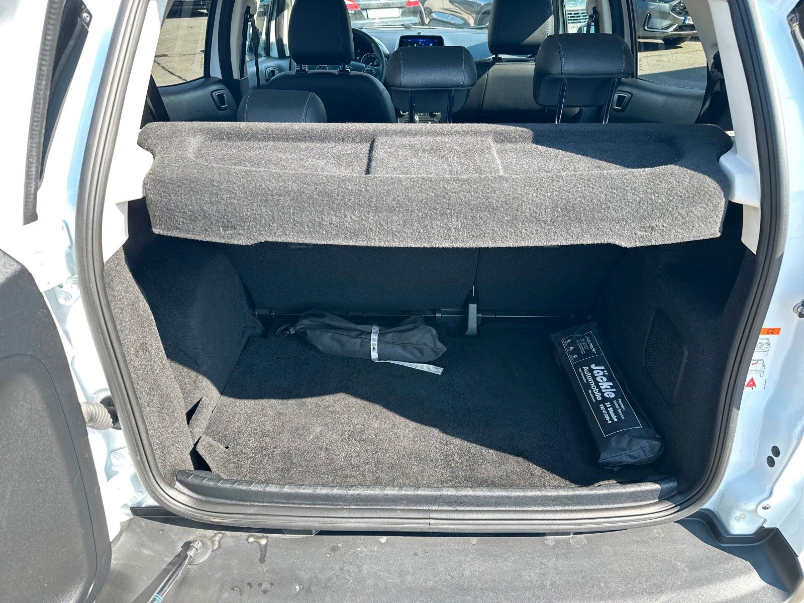 Fahrzeugabbildung Ford EcoSport Active AHK Technik Paket Winter Paket