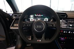 AUDI A3 Sportback 35 TFSI | 2x S line | Pano | Carbon AUDI A3 Sportback 35 TFSI | 2x S line | Pano | Carbon