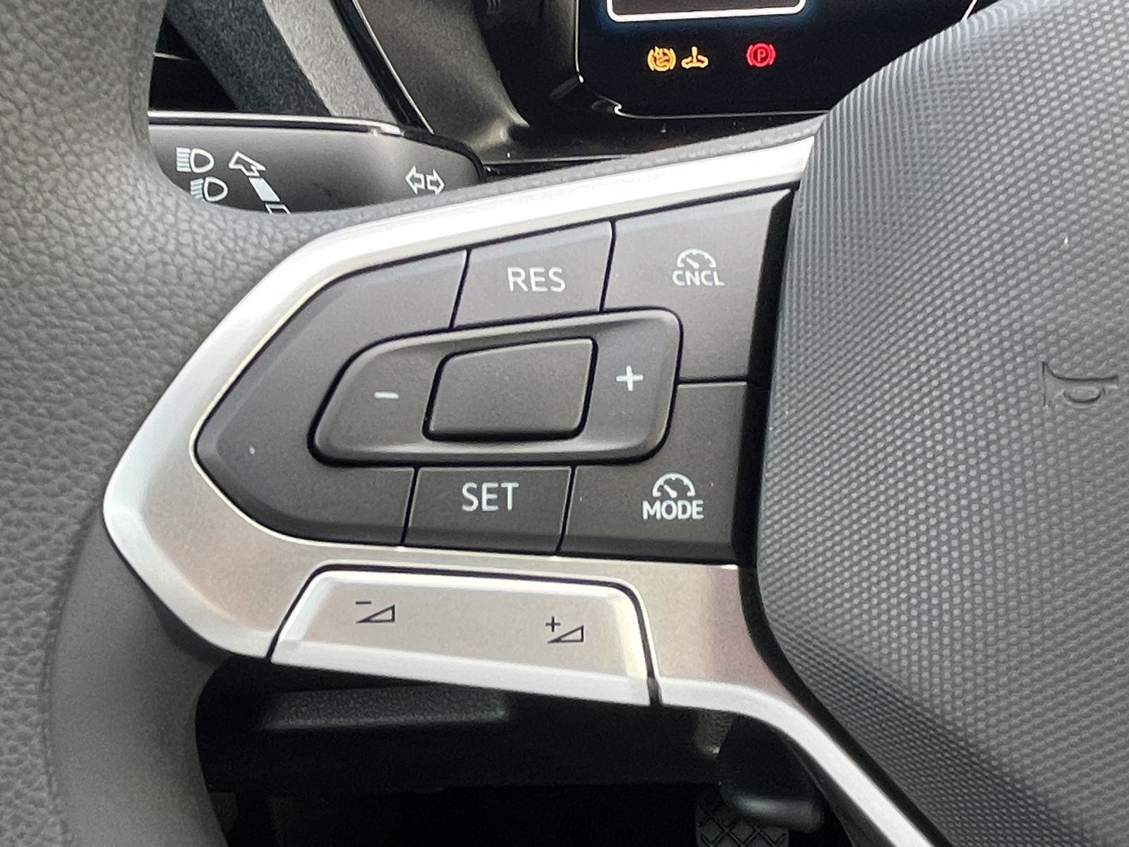 Fahrzeugabbildung Volkswagen Caddy Kasten 2.0 TDI KLIMA PDC GRA VORB. AHK
