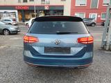 Volkswagen Passat Variant  2.0TDI**R-Line*DSG*Navi*Pdc*SH** - Volkswagen Passat Variant in Krefeld