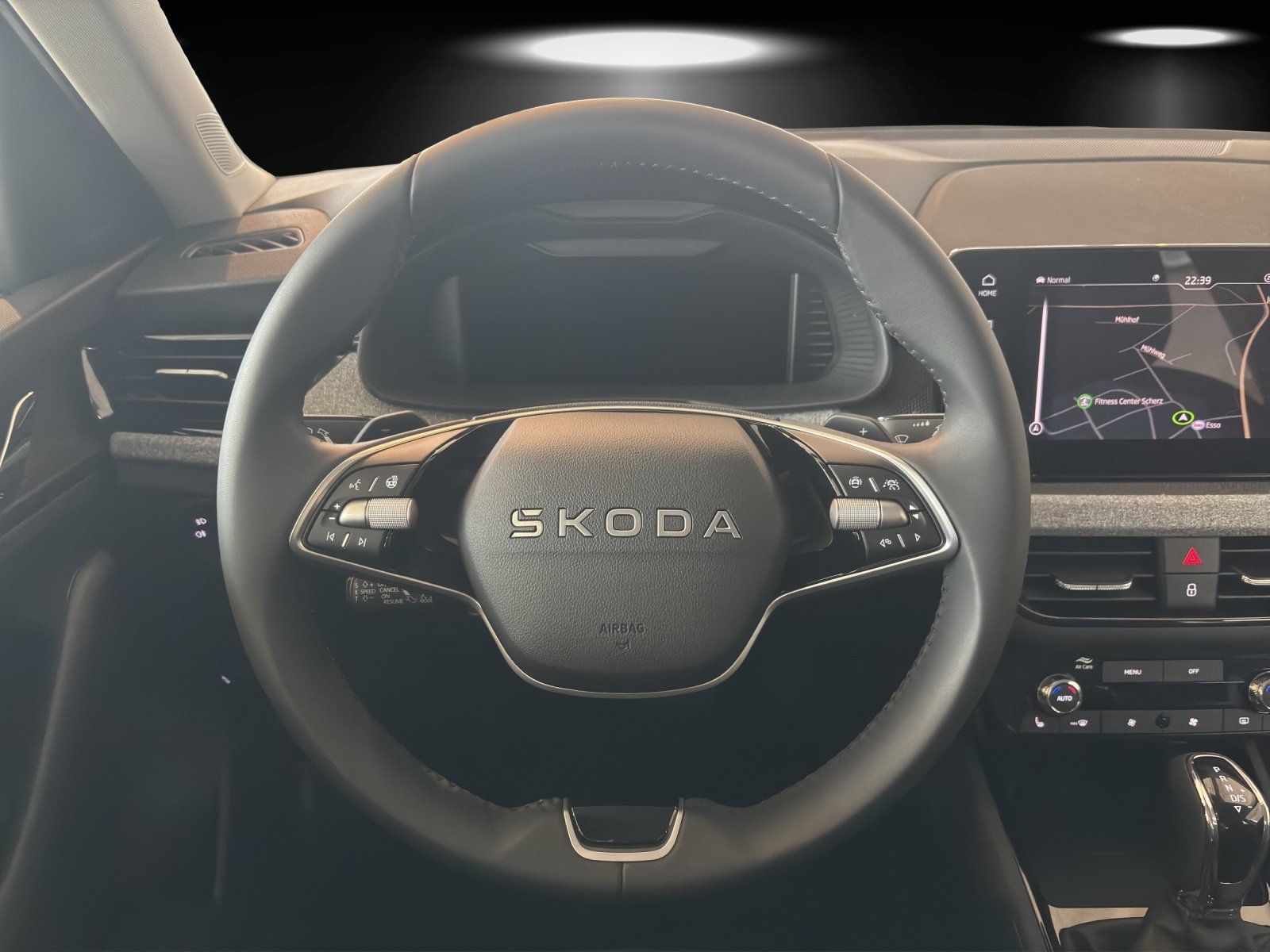 Fahrzeugabbildung SKODA Kamiq Tour 1,0 TSI 85 kW DSG
