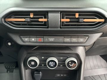 Dacia Sandero Stepway Extreme hybrid 155