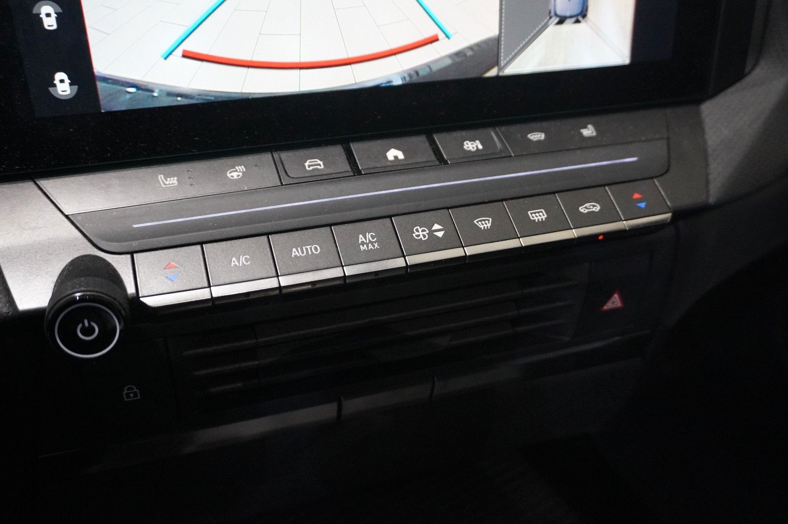 Fahrzeugabbildung Opel Astra L ST 1.2T ULTIMATE NAVI/LED/360°/VIRT/DAB+