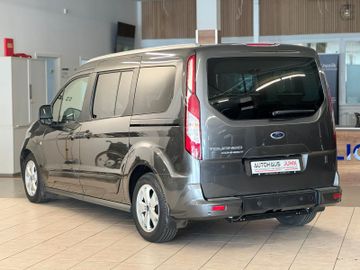 Ford Grand Tourneo - 11