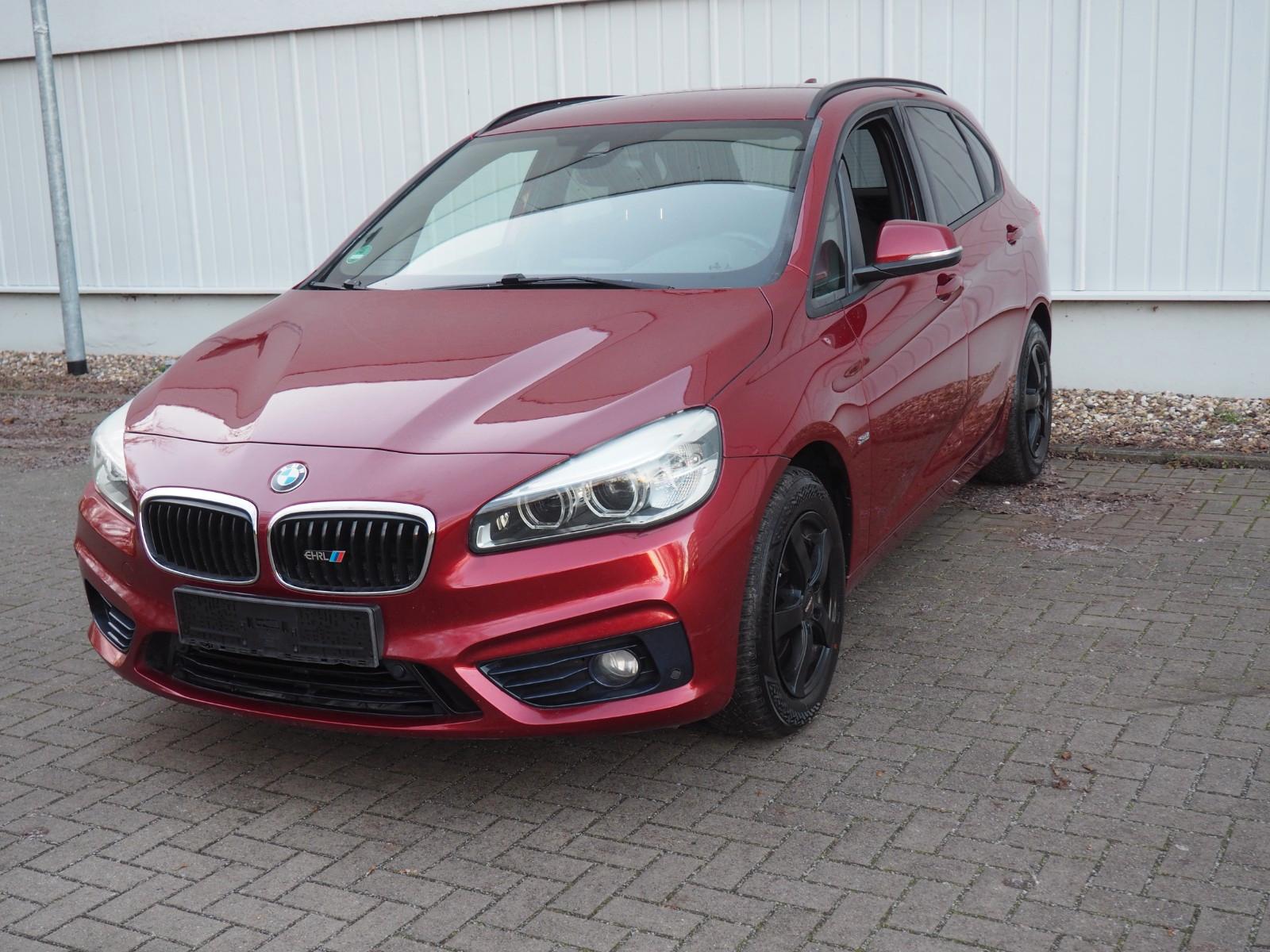 BMW 2 Active Tourer 218 i Sport Line TÜV-SERVICE NEU