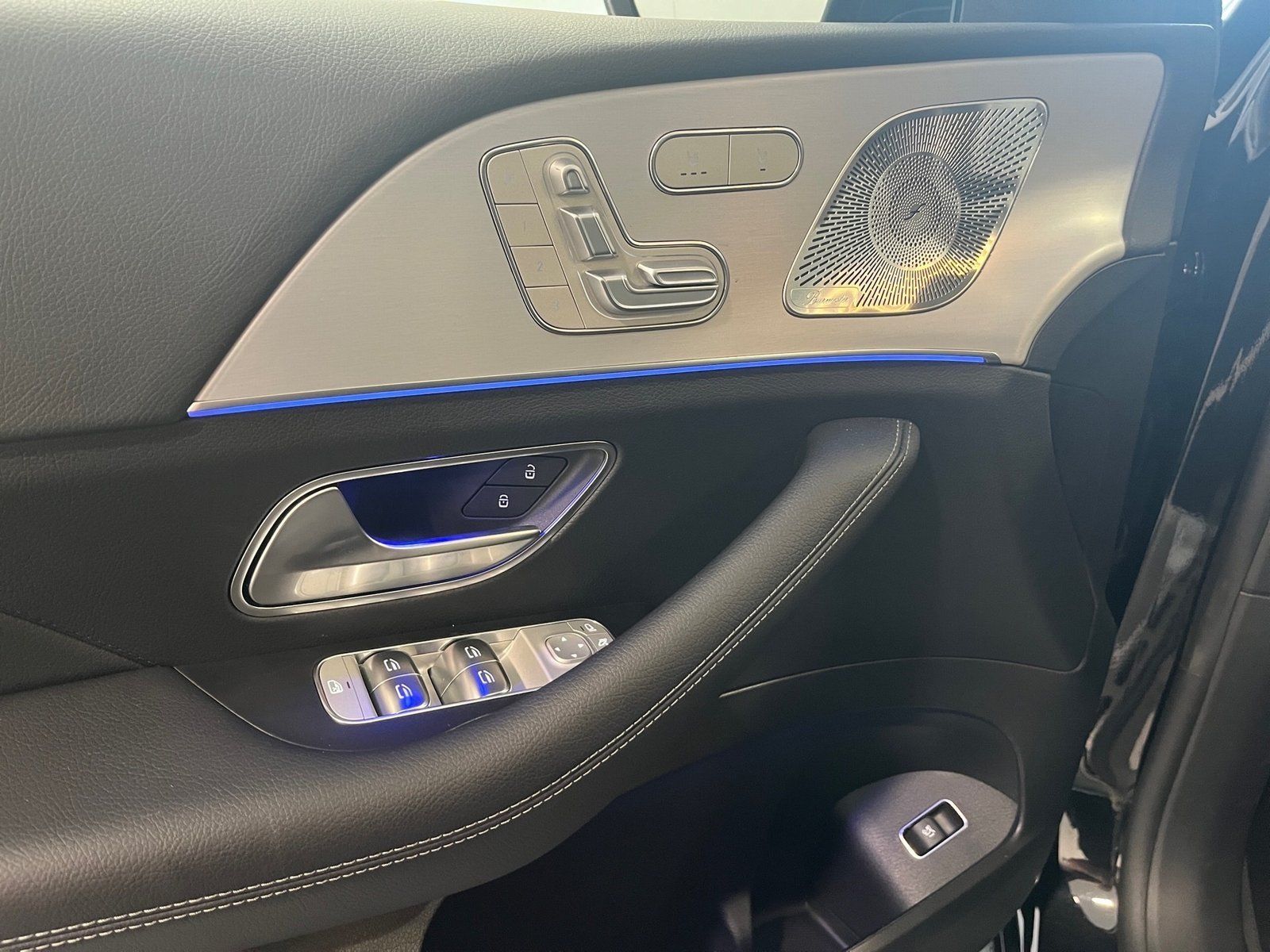 Fahrzeugabbildung Mercedes-Benz GLE 350 de 4M AMG*Distronic*360*AHK*Pano*Burmest