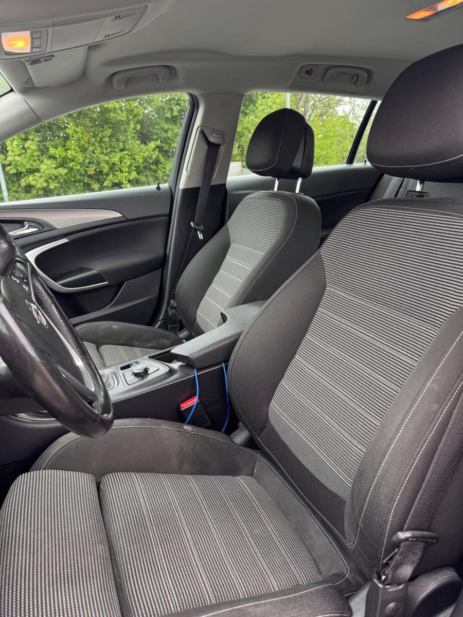 Opel Insignia 2012 — photo 12