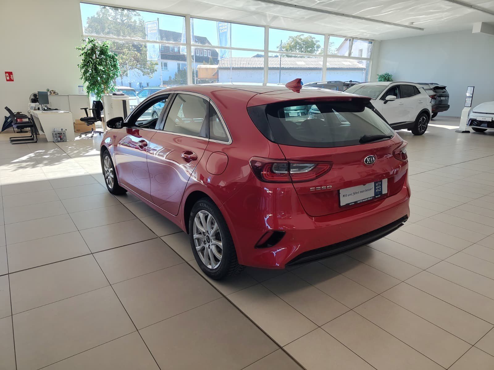 KIA cee'd Ceed 1.4 T-GDI Spirit Navi JBL Kamera – Bild 2