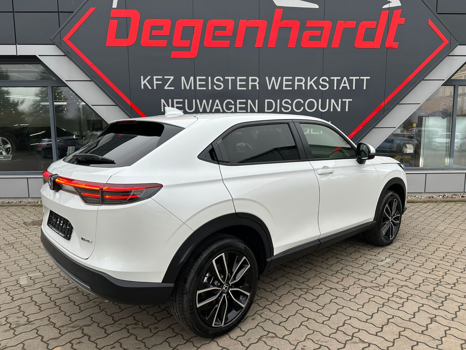 Honda HR-V 1.5 e:HEV Elegance KAM PDC SHZ NAVI ACC LED imagem 3
