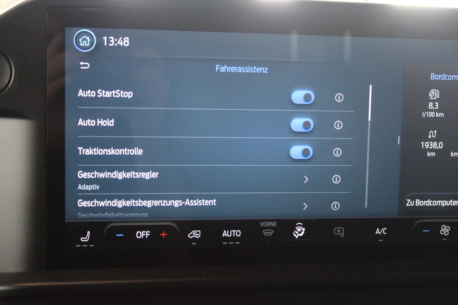 Fahrzeugabbildung Ford Transit Custom L1 TREND LED NAVI CAM ACC SHZ uvm