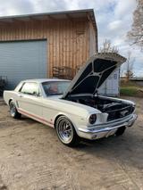 Ford Mustang - Ford Mustang aus 1965: Coupe
