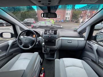 صورة 9 لـ 2007 Mercedes-BENZ VIANO
