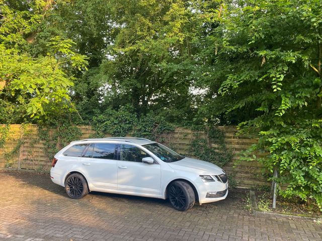 Skoda Octavia 2.0 tdi top Zustand