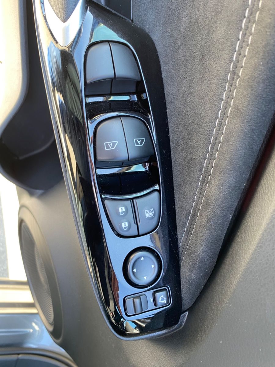 Fahrzeugabbildung Nissan Juke N-Design - 2Farben, Leder/Alcantara, 19"