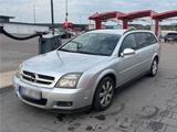 Opel Vectra 8-Fach bereift - Opel Vectra aus 2004: Kombi