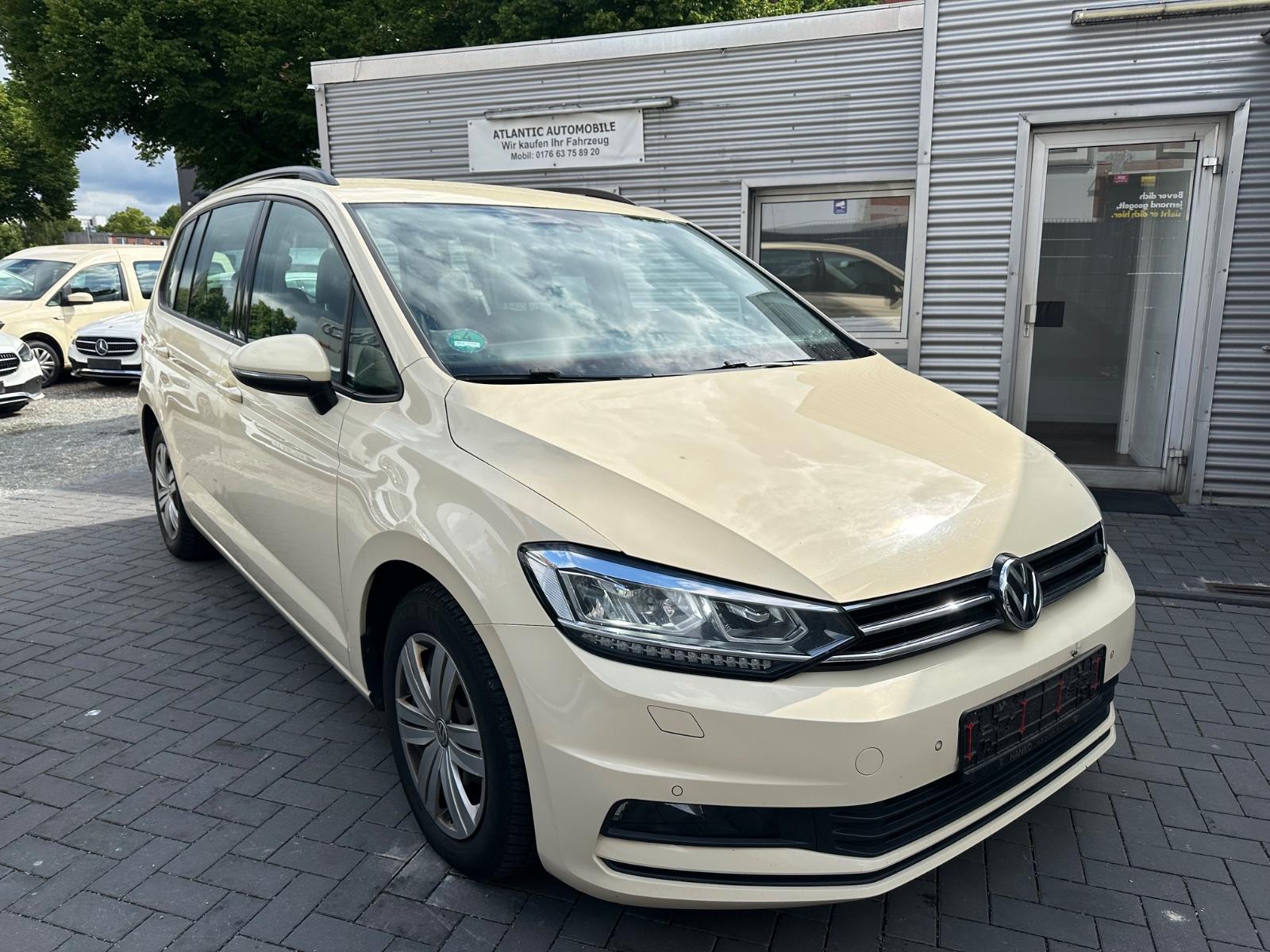 Volkswagen Touran 2.0 DSG 7 Sitze/Xenon./Navi
