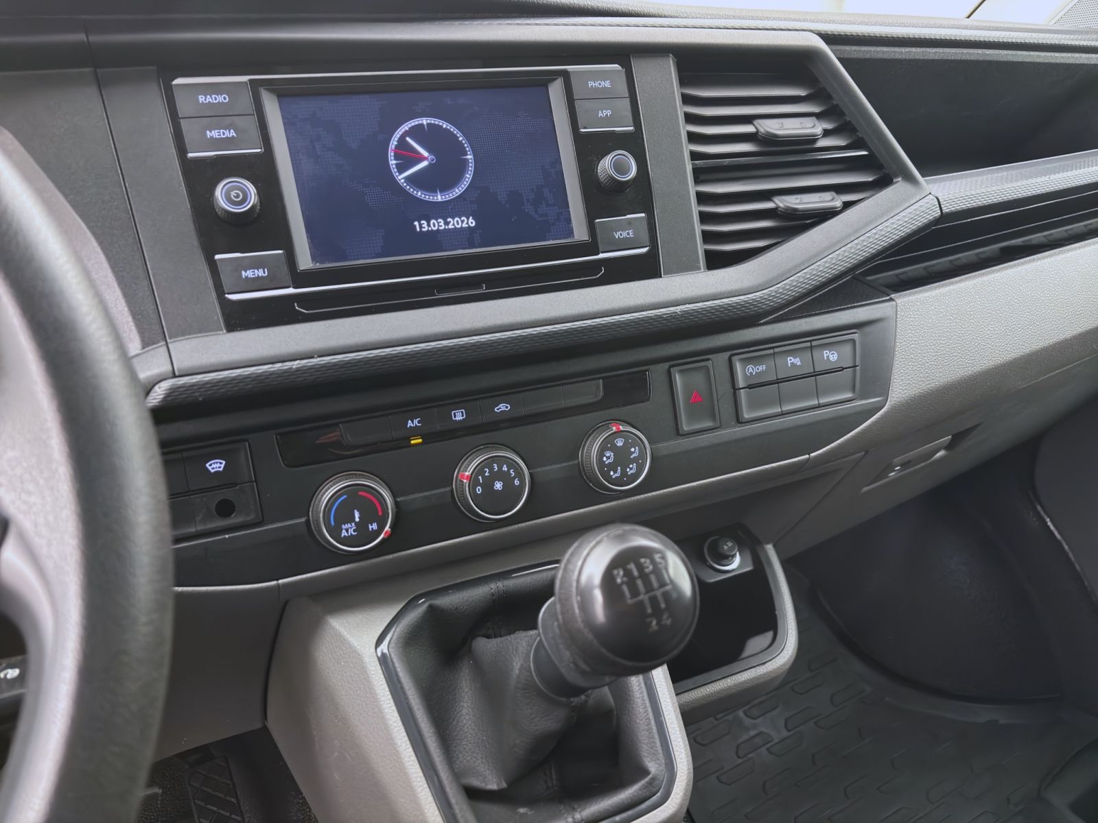 Volkswagen T6 Kombi - Bild 13