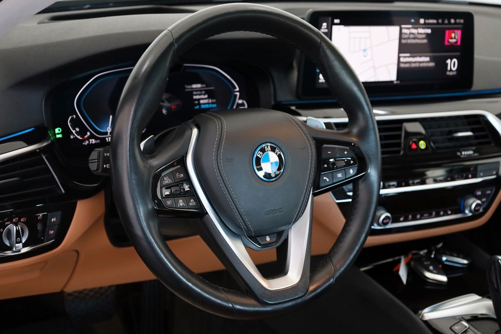 Fahrzeugabbildung BMW 530e xDrive Leder,Navi,LED,HUD,SD,Apple CarPlay,