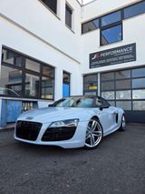 Audi 5.2 V10 Spyder FSI quattro R Tronic - Audi: R 10