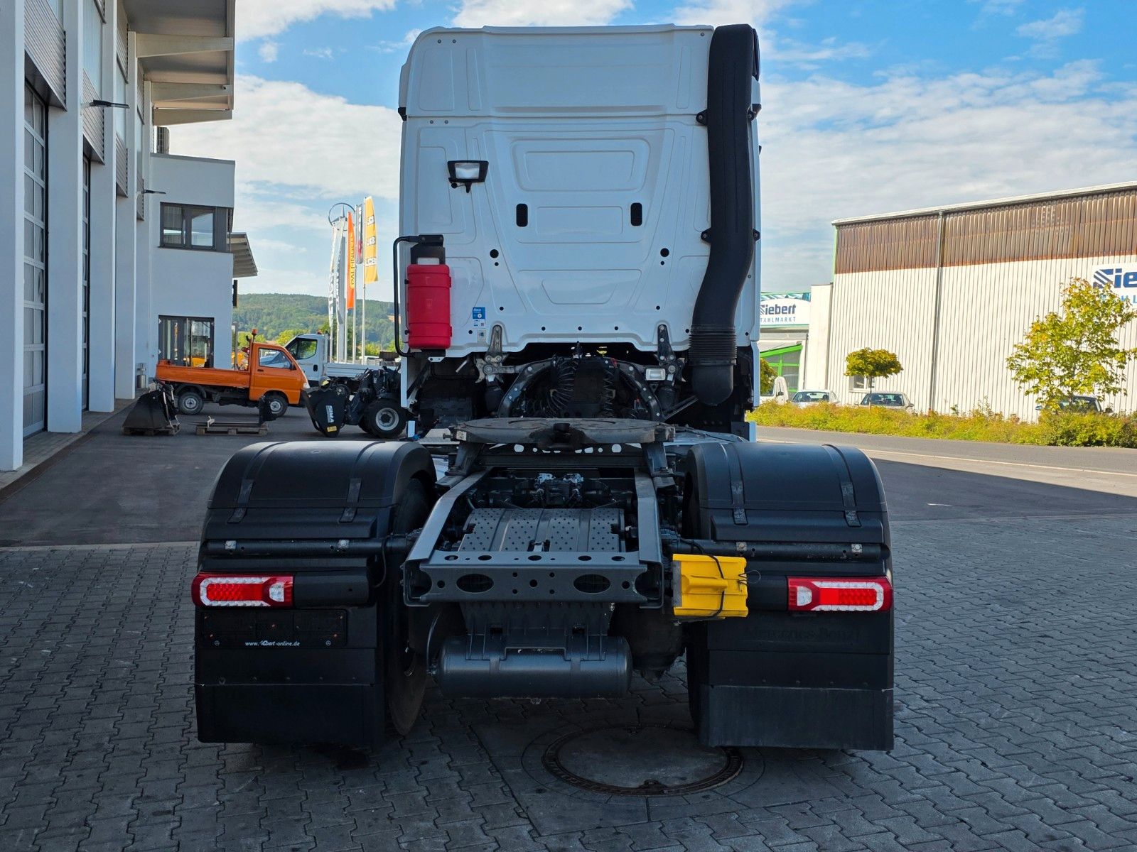 Fahrzeugabbildung Mercedes-Benz Actros 1846 LS Hydraulik, ADR, 2 x Nebenantrieb
