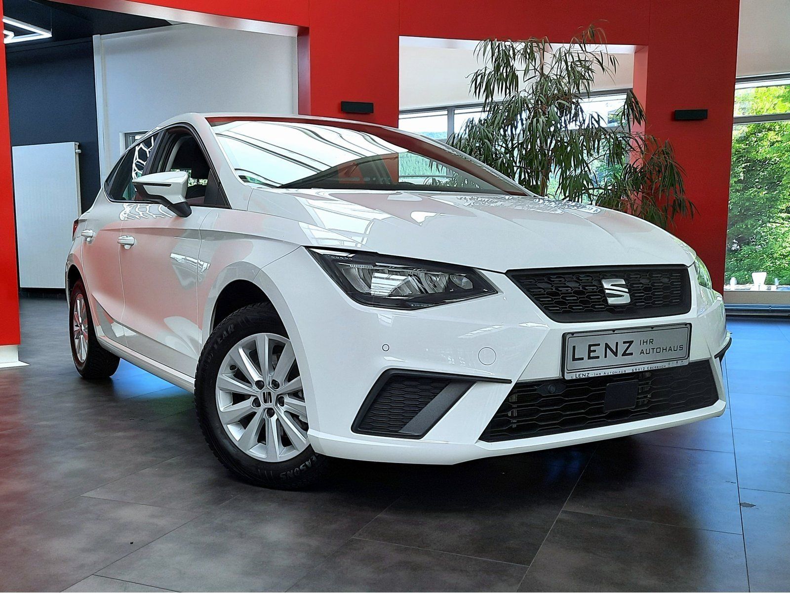 Fahrzeugabbildung SEAT Ibiza Style Edition TSI *Navi*Cam*PDC*LED*ACC*