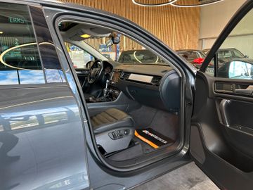 MYAUTOCENTER – Gebraucht- und Jahreswagen mit Werkstattservice in Pfaffenhofen Volkswagen Touareg *MEMORY*PANO*KEYLESS*AHK*StandHZ*PDC*
