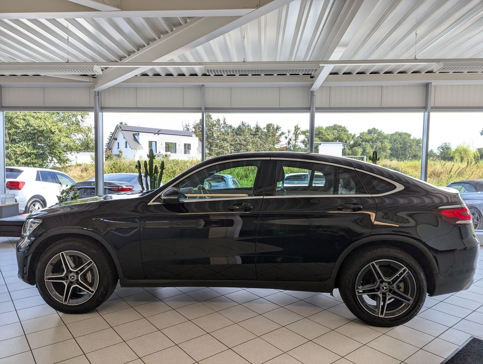 Fahrzeugabbildung Mercedes-Benz GLC 220 4MATIC Coupe 2x AMG Kamera LED AHK 19"