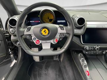 صورة مصغرة 14 لـ 2017 Ferrari GTC4LUSSO
