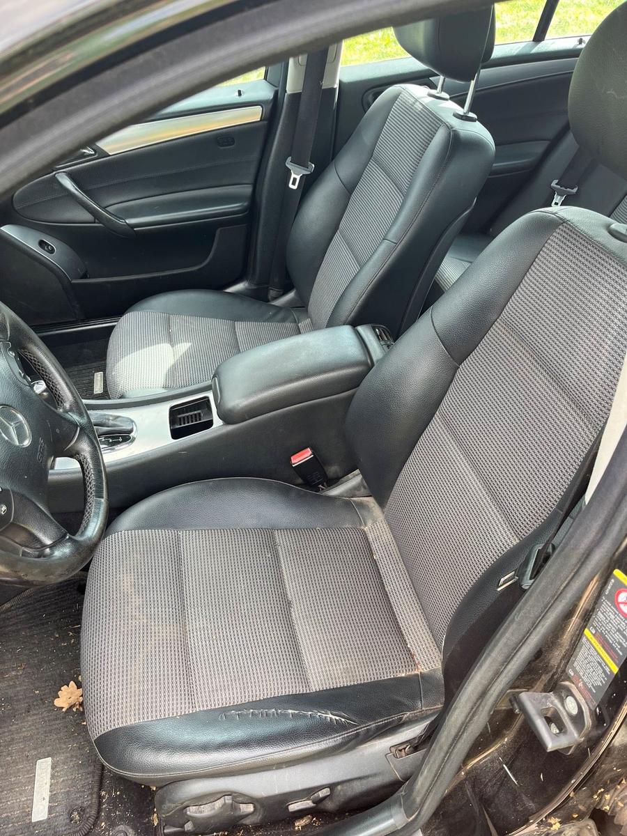 Mercedes-Benz C220 2006 — photo 8