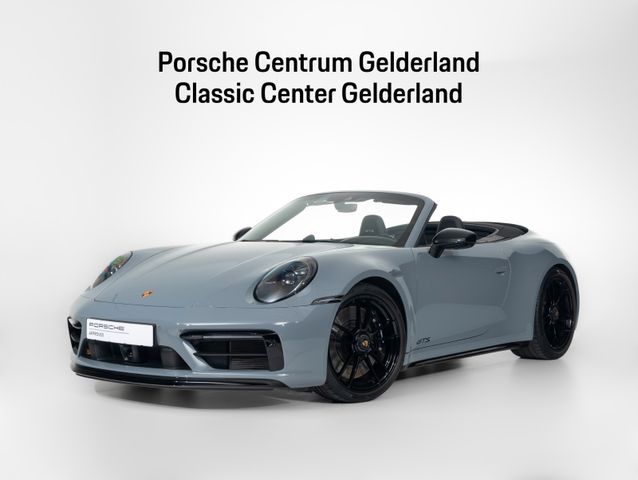 Porsche 911 Carrera 4 GTS Cabriolet