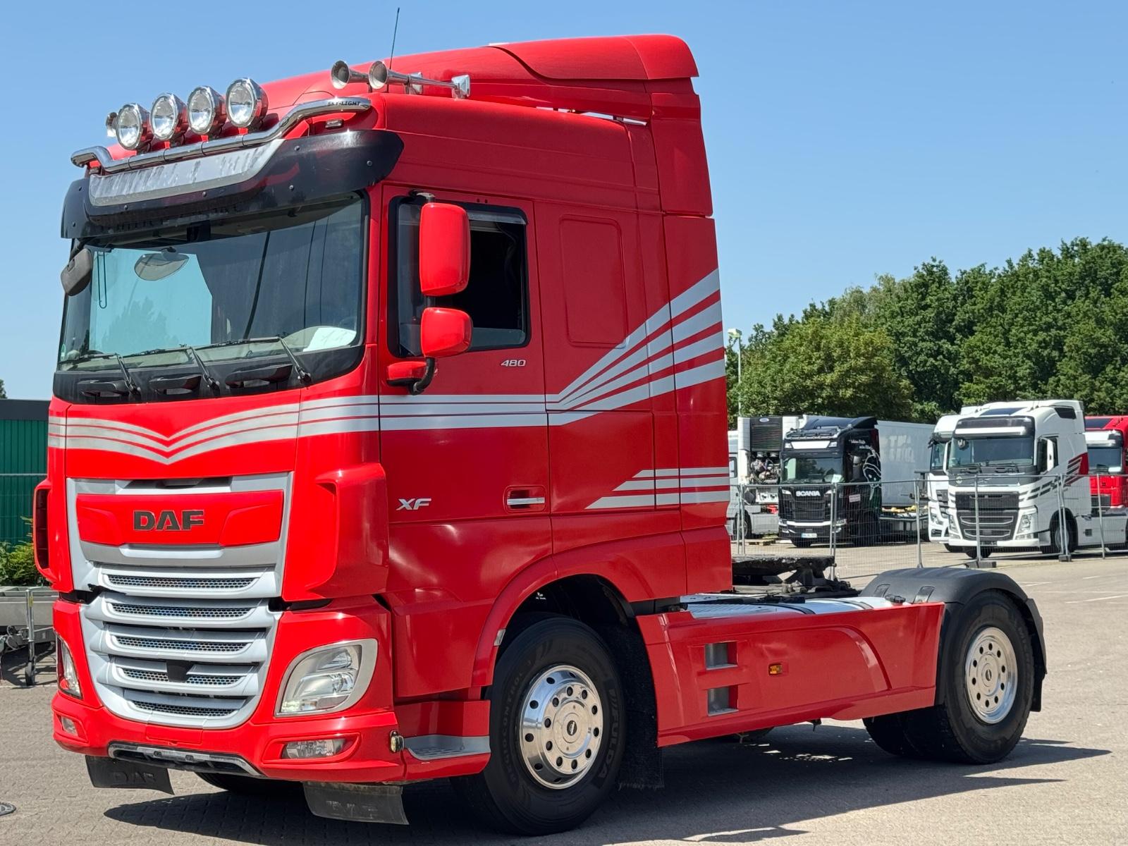 DAF XF 480 SPACE CAB - RETARDER