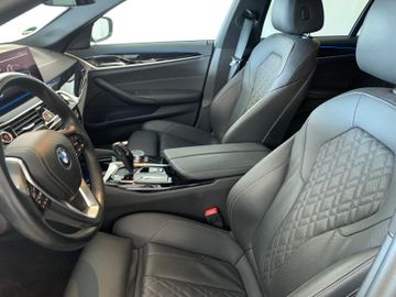 BMW 530 - 11