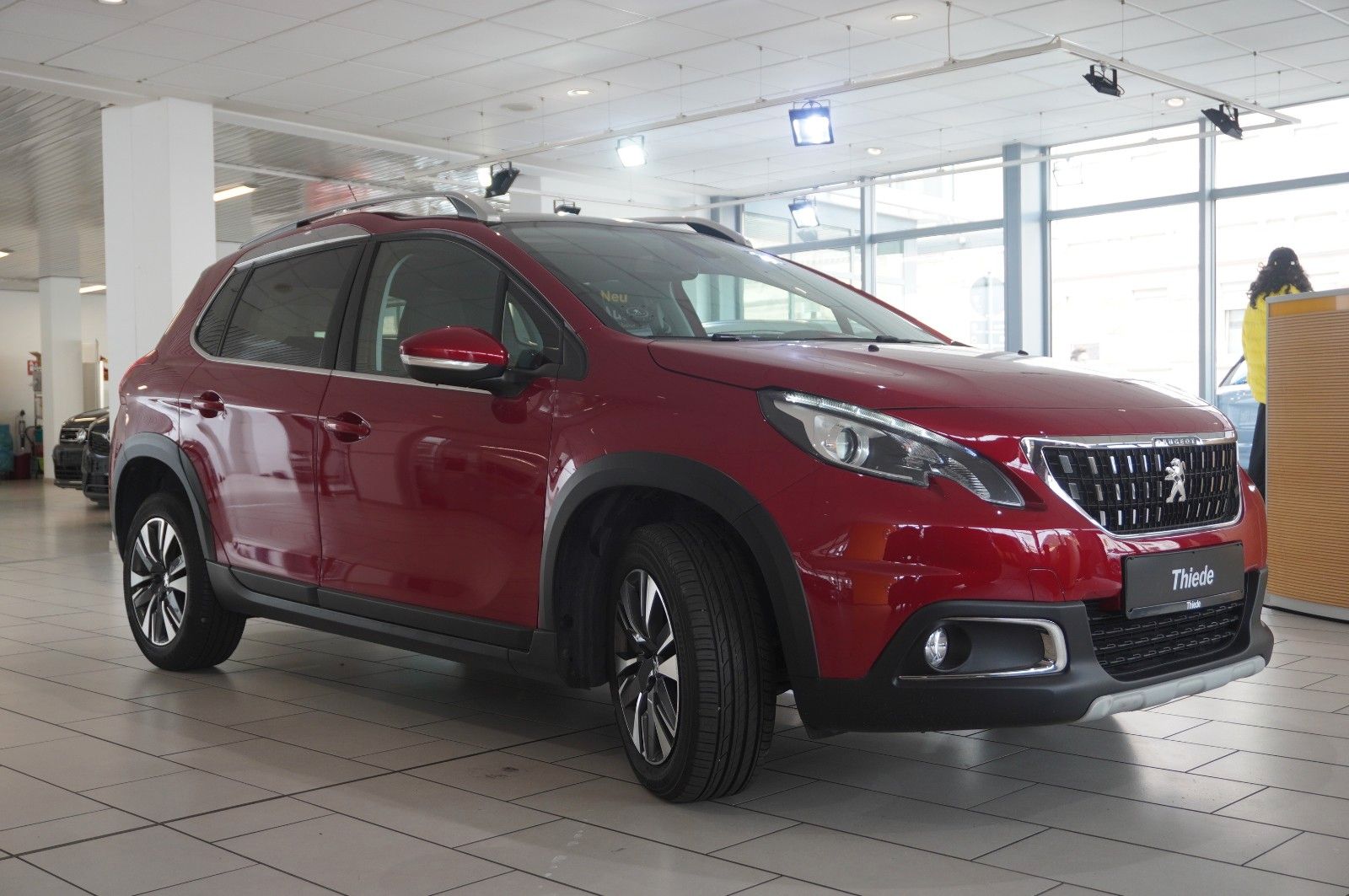 Fahrzeugabbildung Peugeot 2008 1.5D ALLURE NAVI/LED/KAMERA/SHZ/PANO./SPORT