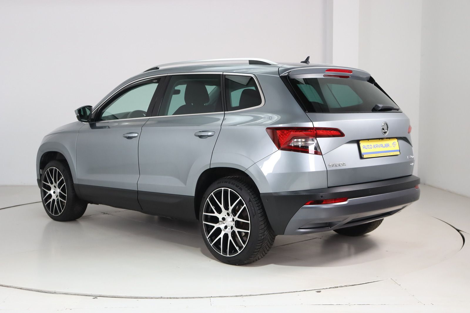 Fahrzeugabbildung SKODA Karoq 4x4 Memory * Navi * DSG * LED * AHK