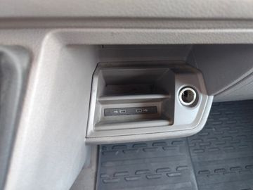 Volkswagen Crafter - 12