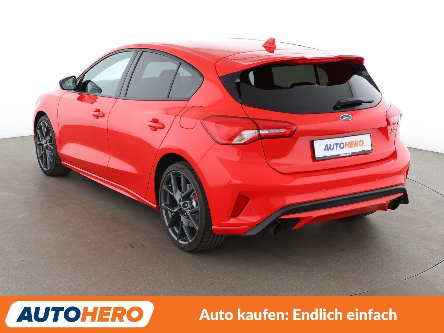 Ford Focus 2.3 EcoBoost ST *NAVI*LED*ACC*PDC*SHZ*LHZ*