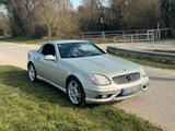 Mercedes-Benz SLK 32 AMG Mercedes Benz - Mercedes-Benz SLK 32 AMG mit Benzin-Antrieb: Cabrio