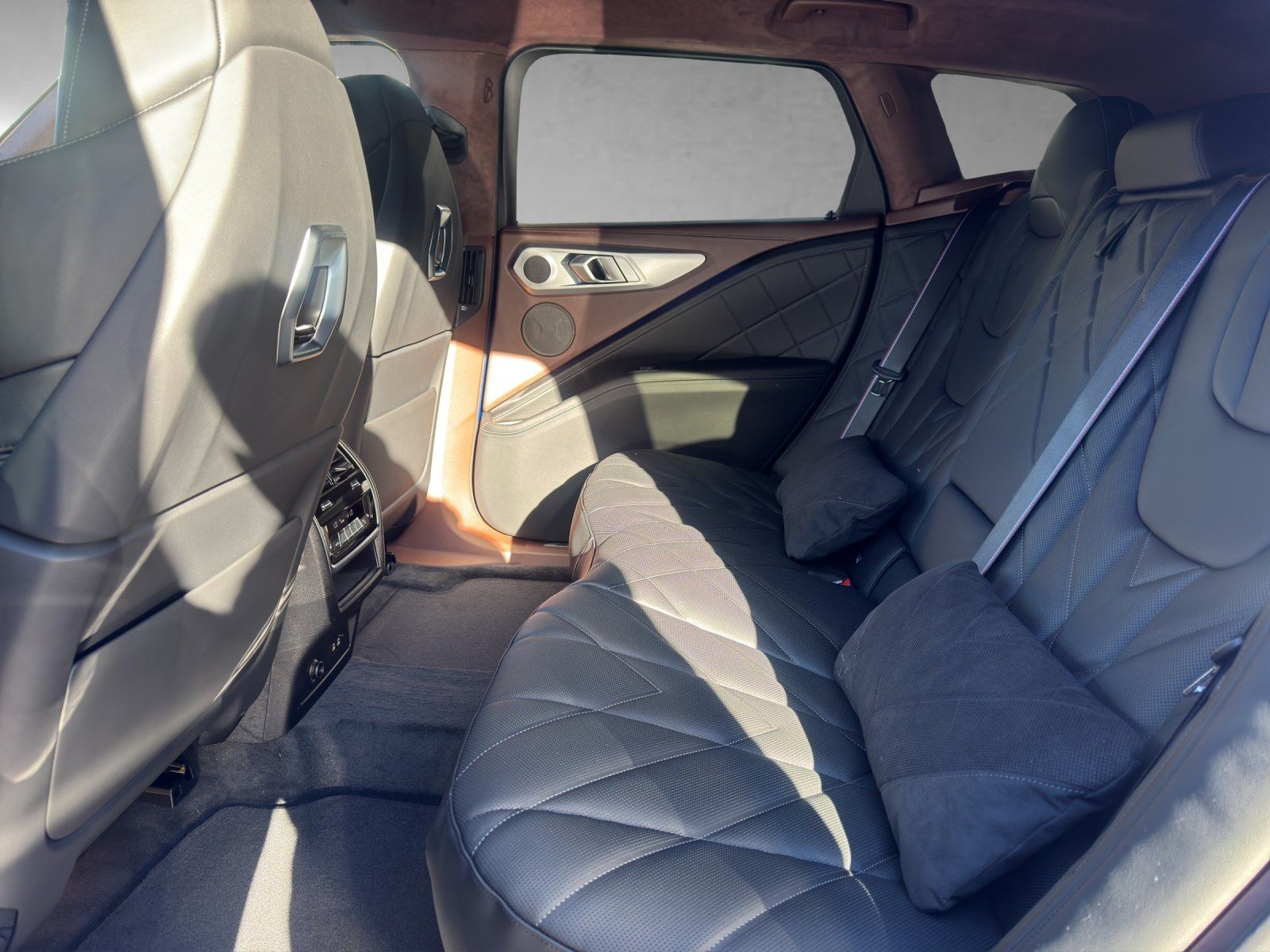 BMW XM - Bild 11