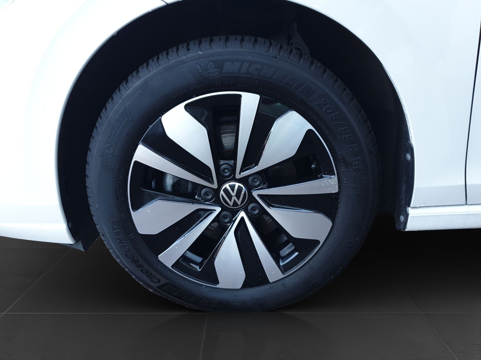 Volkswagen Golf - Bild 8