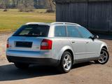 Audi A4 2.0 Avant*SITZHEIZUNG* - Audi A4 aus 2002: Kombi