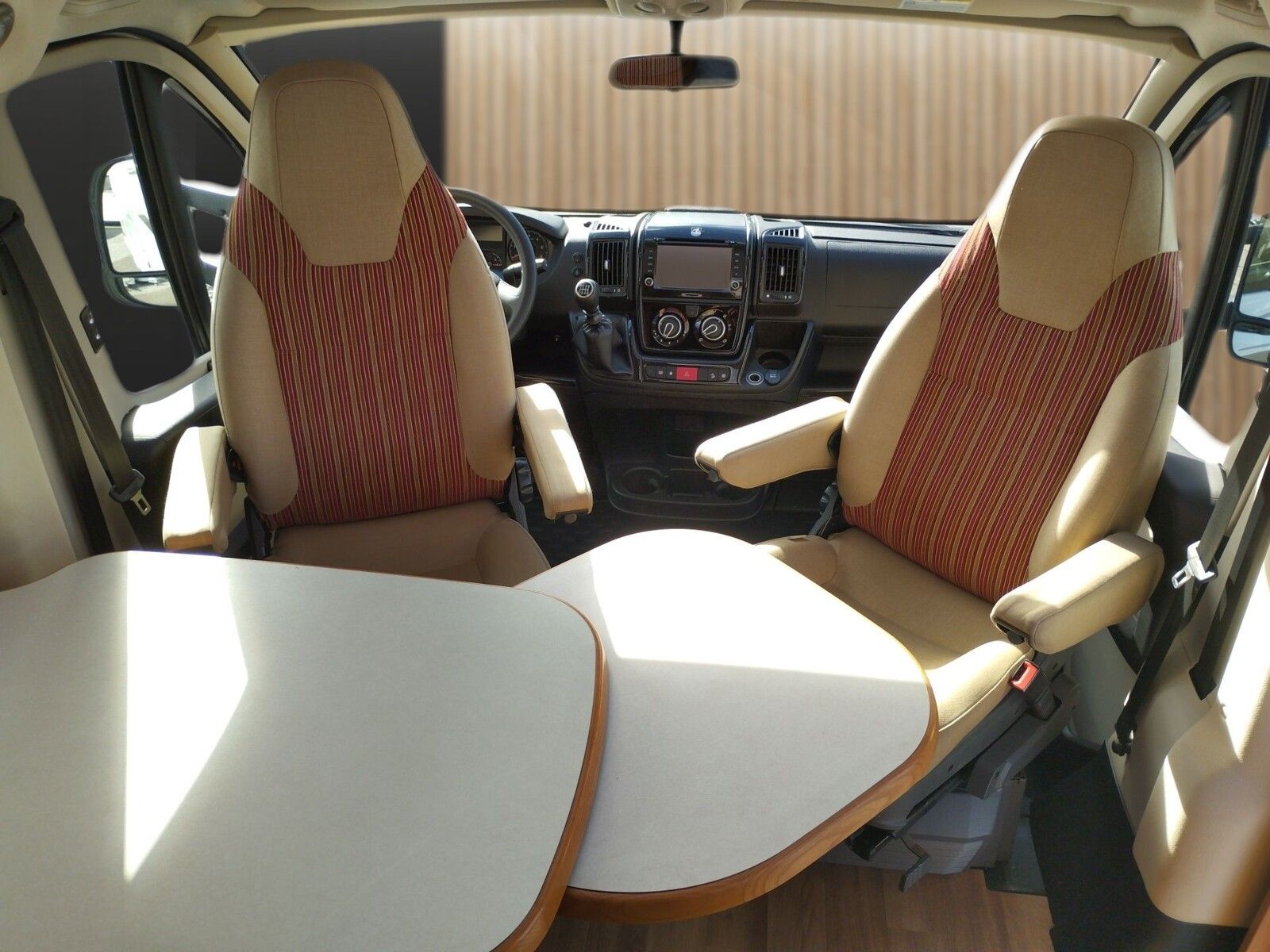 Fahrzeugabbildung HYMER / ERIBA / HYMERCAR Exsis-t 474 Markise,SAT,Solar