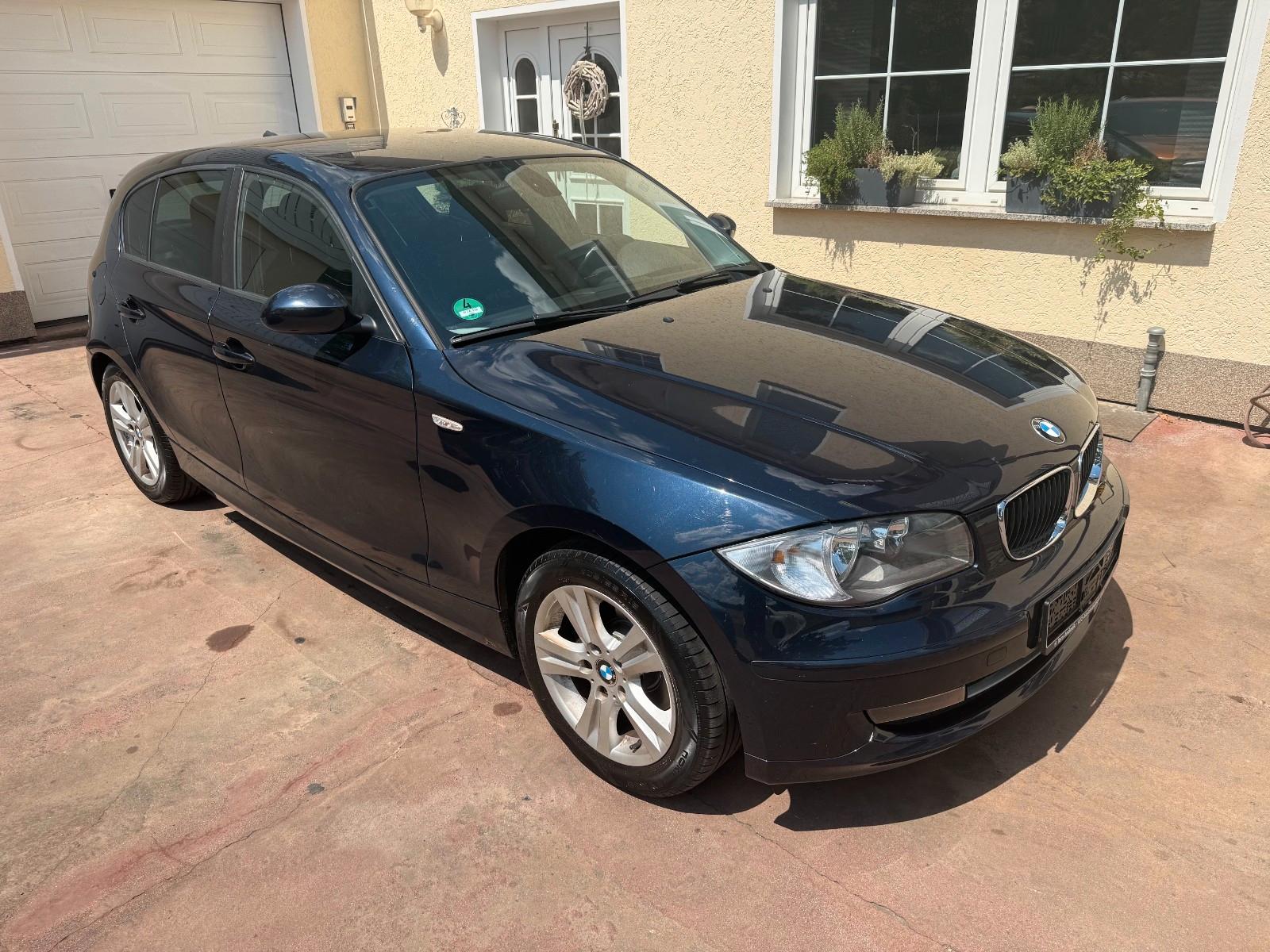 BMW 118d mit LED Licht, DAB+, Klimaautomatik
