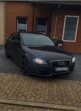 Audi A4 B8 2.0 TDI Limousine I LED I Carbo... - Audi A4 aus 2010 mit Diesel-Antrieb: Limousine