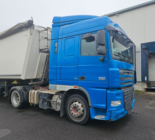 DAF XF 105.410 EEV SpaceCab mit Kipphydraulik