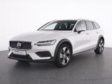 Volvo V60 Cross Country B4 AWD+AHK+PANO+STANDHZG - Volvo V60 Cross Country aus 2024