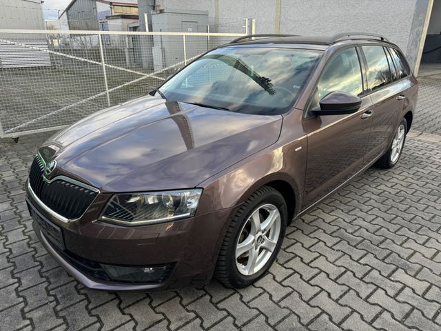 Skoda Octavia Combi 2.0 TDI Joy DSG°NAVI°XENON°AHK°PDC