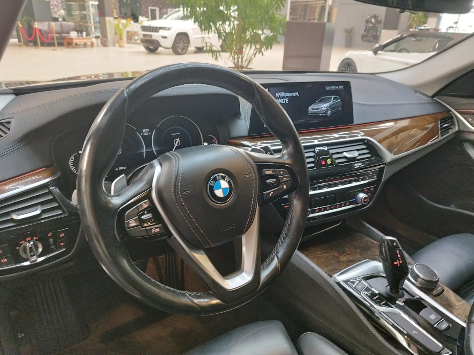BMW 540 D TOURING XDRIVE LUXE  320 CH 4X4 BVA - BUSINESS-PAKET - BUSINESS-PAKET - CUIR NAPPA
