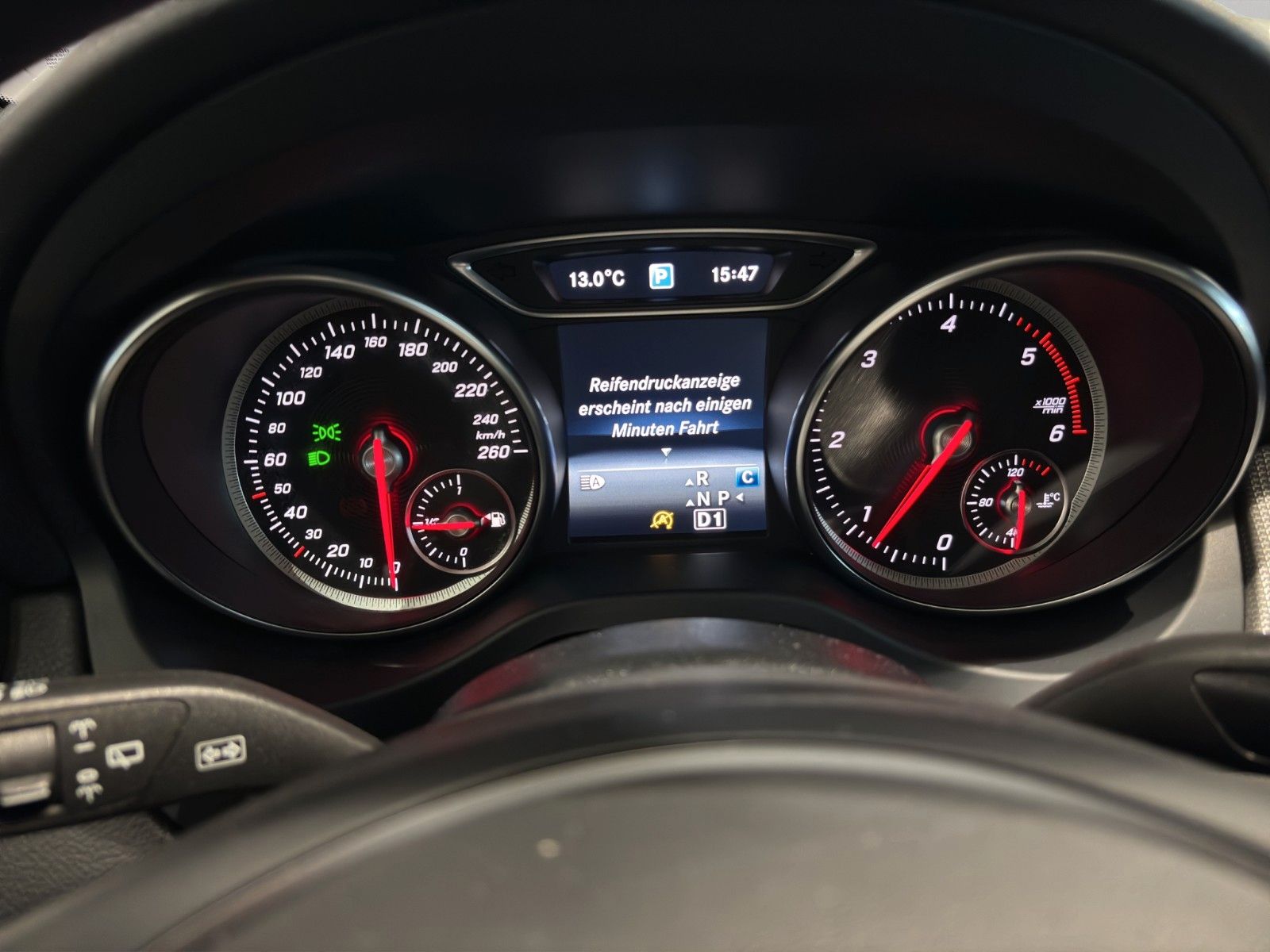 Mercedes-Benz CLA220d 4M SB 2.HD DSG ACC LED PANO NAV PARK SHZ foto 13