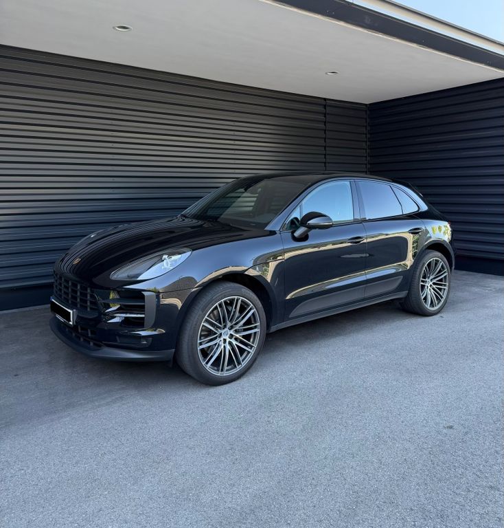 Image of Porsche Macan